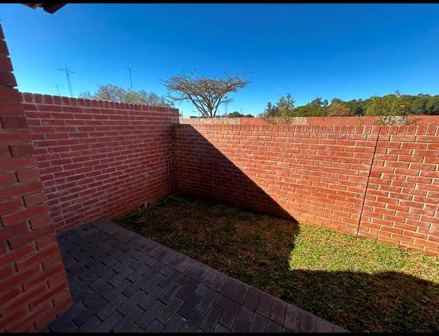 3 BEDROOM TOWNHOUSE FOR SALE IN OLYMPUS AH